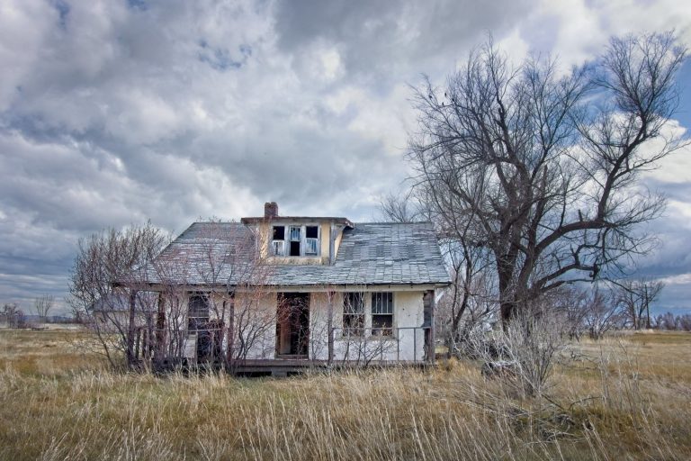 Abandonded: Όταν το παρελθόν και η εγκατάλειψη συναντούν το παρόν σε 15 φωτογραφίες