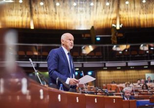 Γενικός Εισηγητής για τη Δημοκρατία στο Συμβούλιο της Ευρώπης εξελέγη ομόφωνα ο Γ. Παπανδρέου