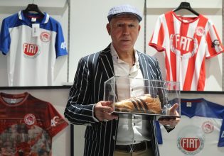 Στην μπουτίκ του Ολυμπιακού o Νίκος Αναστόπουλος