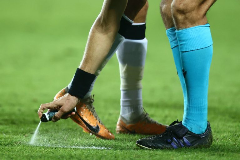 «Κλείδωσε» η συνάντηση του Οικονόμου με αντιπροσωπεία των διαιτητών