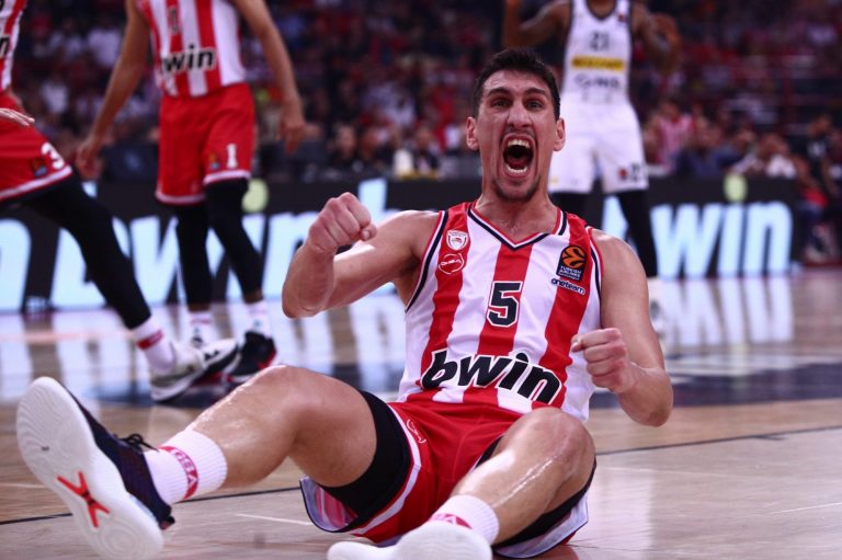 Το χτύπημα της «κόμπρας» και το… δέκα