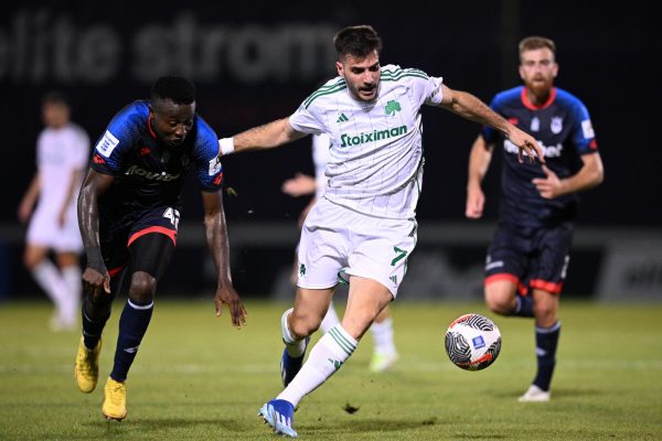 Σενάριο για δίδυμο Παυλίδη – Ιωαννίδη στην Άιντραχτ Φρανκφούρτης