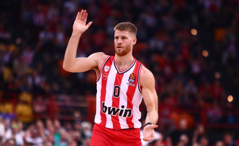 Η «απελευθέρωση» του Τόμας Γουόκαπ (vids)