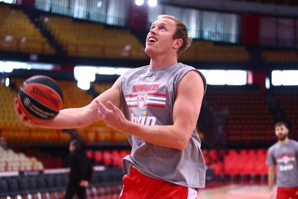 Σίκμα: «Προσπαθώ να δίνω το καλύτερο δυνατό – Έτσι σταματάς τον Ταβάρες»