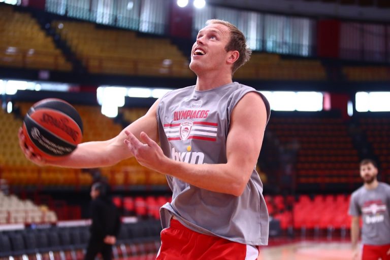 Σίκμα: «Προσπαθώ να δίνω το καλύτερο δυνατό – Έτσι σταματάς τον Ταβάρες»