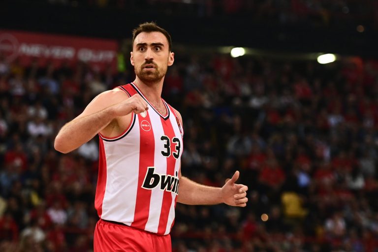 Κορυφαίος της 10ης αγωνιστικής της Basket League ο Μιλουτίνοφ