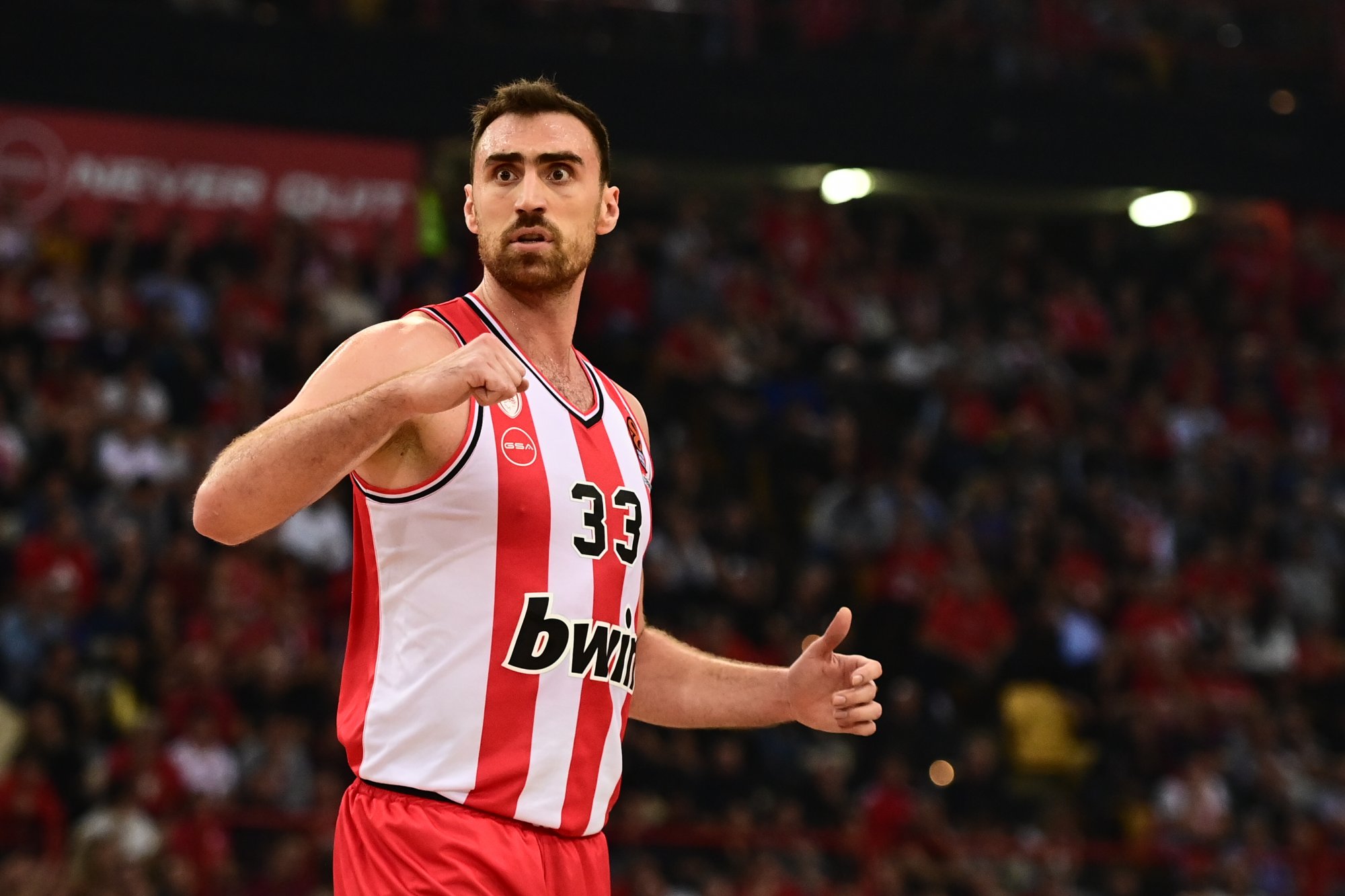 Κορυφαίος της 10ης αγωνιστικής της Basket League ο Μιλουτίνοφ