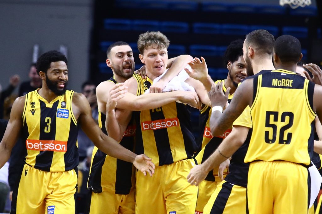 ΑΕΚ – Μαρούσι 91-89: Ο Κουζμίνσκας νίκησε τον Χιλ σε φινάλε-θρίλερ!