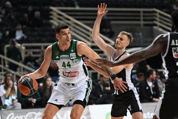 Παναθηναϊκός-ΠΑΟΚ 97-85: Δυσκολεύτηκε, αλλά Μήτογλου και Ναν τον οδήγησαν στη νίκη