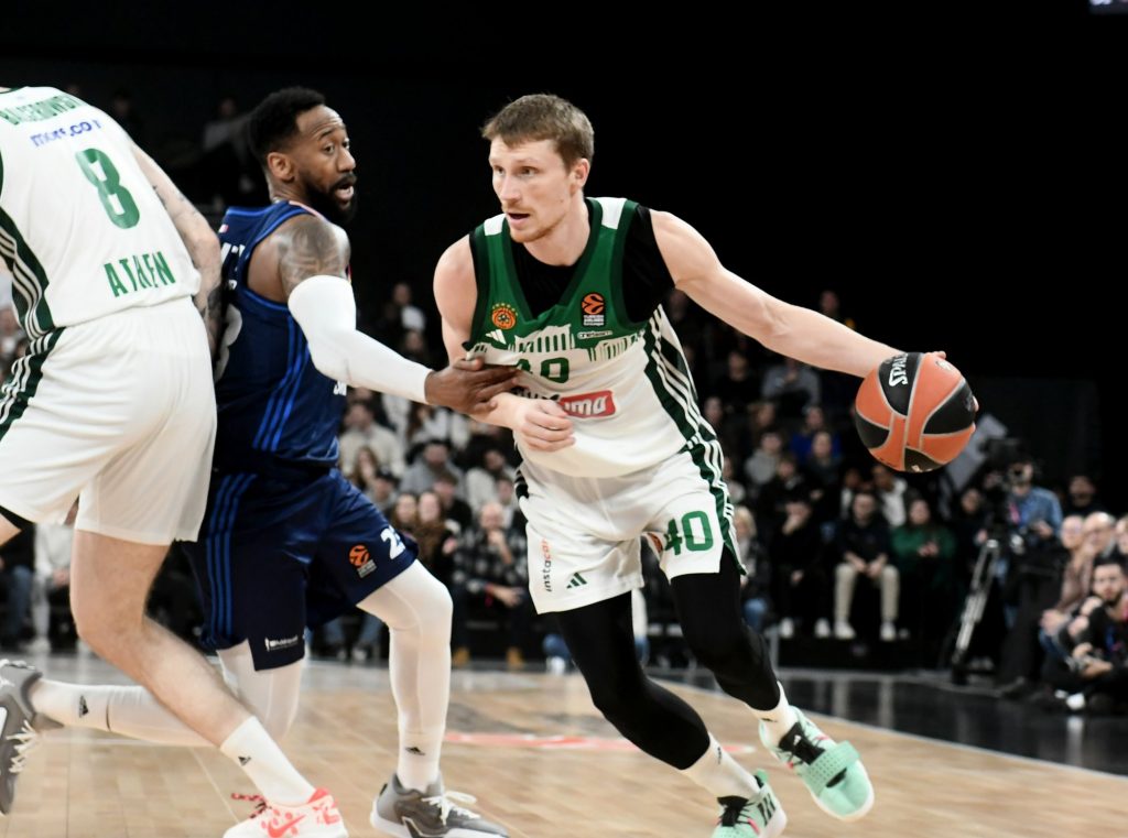 Το απίθανο τρίποντο του Γκριγκόνις στο Πριγκιπάτο (vid)