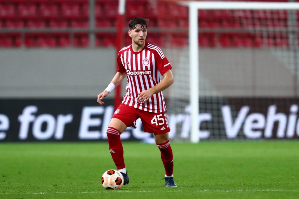 Ρέτσος: «Να φτάσουμε όσο πιο μακριά γίνεται στο Conference League» (vid)