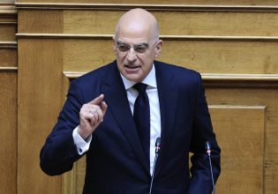 Δένδιας: «Ρεαλιστική πολιτική στα εξοπλιστικά – Δεν μπορεί να υποθηκεύσουν την οικονομική ευμάρεια»