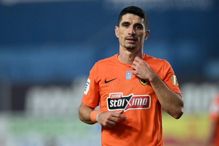 ΑΕΚ: Χωρίς Μάνταλο κόντρα στον Ατρόμητο – Άδεια στους παίκτες από τον Αλμέιδα