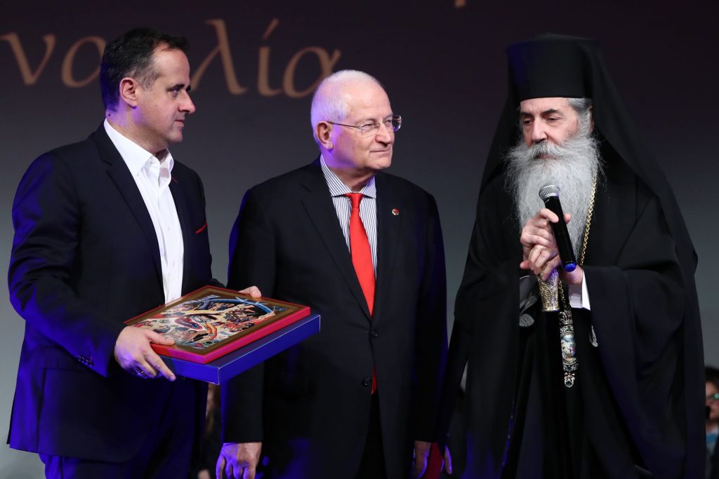 Προσφορά αγάπης από τον Ολυμπιακό στην Ιερά Μητρόπολη Πειραιώς