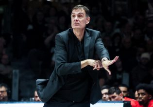 Έξαλλος με τους διαιτητές ο Μπαρτζώκας: «Όλα τα σφυρίγματα στην 4η περίοδο ήταν εναντίον μας»