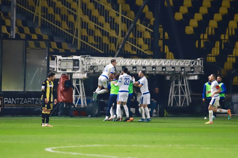 Άρης – Λαμία 2-2: Τον «σόκαρε» στο 90+5’!