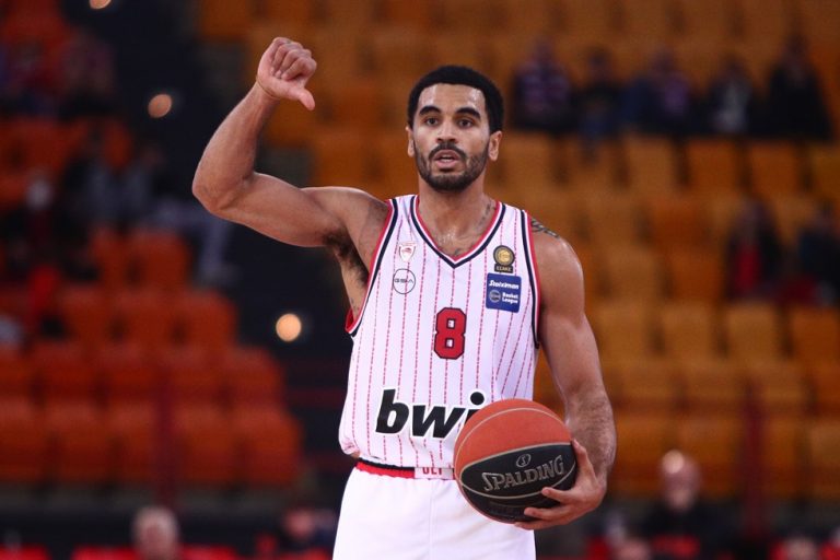 «Γεμάτο» ντεμπούτο του Μήτρου-Λονγκ με τον Ολυμπιακό (vids)