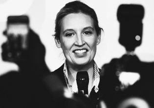 Πως οι γερμανικές υπηρεσίες θέλουν να κόψουν τον βήχα στη Βάιντελ και τους ακροδεξιούς φίλους της δια παντώς