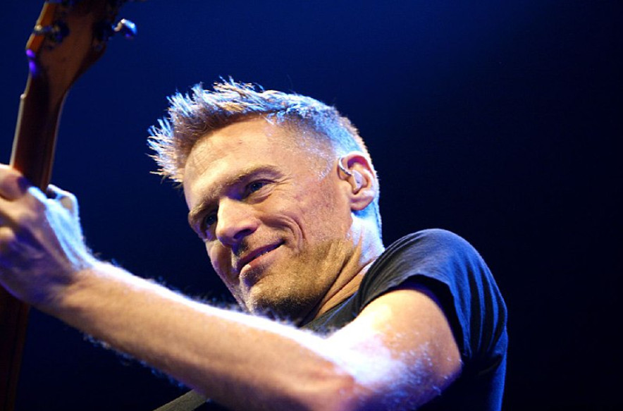 Ο Bryan Adams για τη φιλία του με την πριγκίπισσα Νταϊάνα και την Amy Winehouse