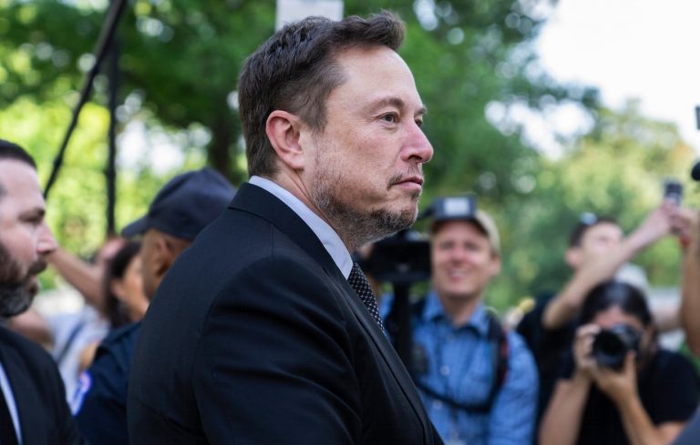 Χωρίς διαφημιστικά έσοδα το Χ κινδυνεύει με χρεοκοπία – Τι θα κάνει ο Μασκ