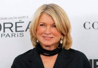 Η Μάρθα Στιούαρτ λέει ότι ο Snoop Dogg εμφανίστηκε σε δείπνο με 7 σωματοφύλακες – «Έφαγαν τα πάντα»