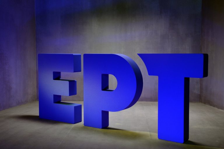 ΕΡΤ: Πιέζει για αύξηση του ανταποδοτικού τέλους στους λογαριασμούς ρεύματος