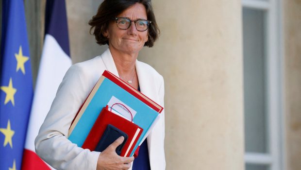 France : le nouveau ministre de la Santé fait l'objet d'une enquête pour avoir accepté des cadeaux de luxe non déclarés