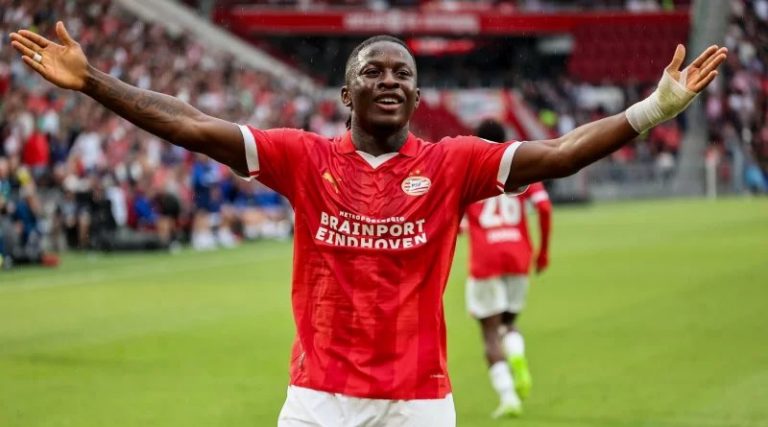 Ένας «master» των ασίστ που έχει «τρελάνει» την Ευρώπη – Ποιος είναι ο 20χρονος Γιόχαν Μπακαγιόκο (vids)