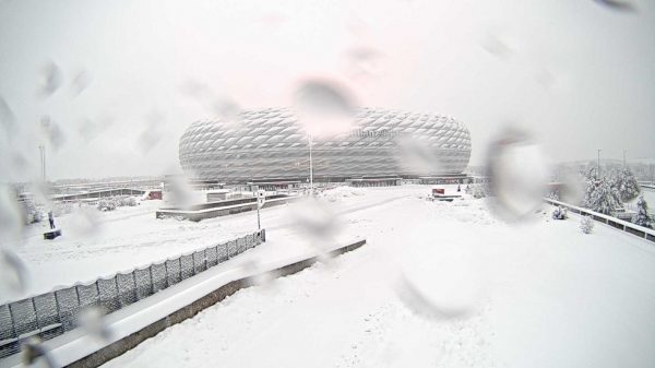 Αναβλήθηκε λόγω χιονιού το Μπάγερν – Ουνιόν Βερολίνου (pic)