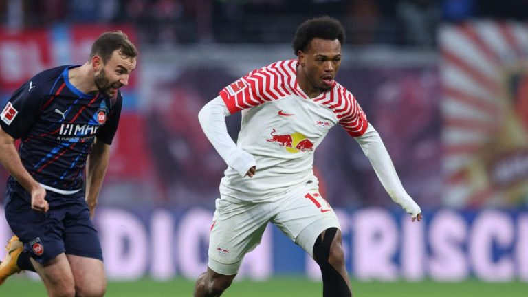 Τρίποντο και τετράδα για την Λειψία (2-1), πήρε… ανάσα η Μπόχουμ (3-1)