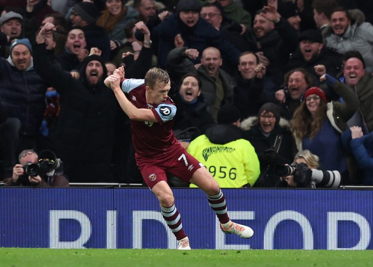 Πήρε το ντέρμπι με την Τότεναμ η Γουέστ Χαμ (1-2) – «Ανάσα» για την Έβερτον (3-0)