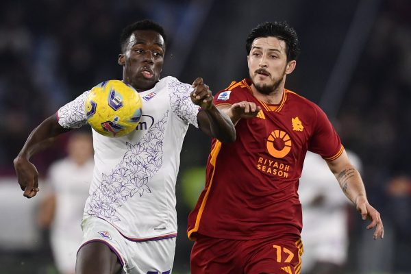 Ρόμα – Φιορεντίνα 1-1: Επεισοδιακό παιχνίδι με τρεις κόκκινες – Χαμός για την τετράδα