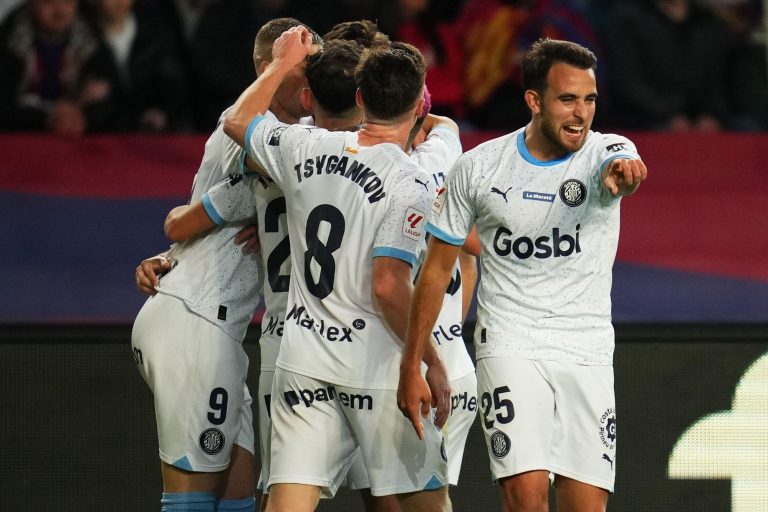 Μπαρτσελόνα – Χιρόνα 2-4: Ανεπανάληπτο πάρτι στο Μονζουίκ και κορυφή