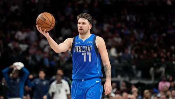 Μπλέιζερς – Μάβερικς 120-131: Ο… τριπλός Ντόντσιτς έφερε μια ακόμα νίκη (vid)