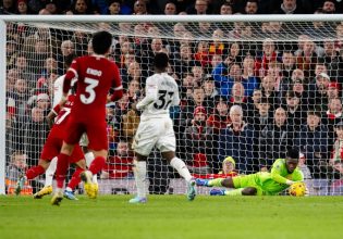 Λίβερπουλ – Μάντσεστερ Γιουνάιτεντ 0-0: «Όρθιοι» στο Άνφιλντ οι «κόκκινοι διάβολοι»