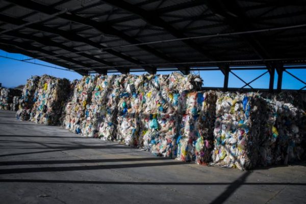 Παρακράτηση χρημάτων από τους ΚΑΠ σε 5 δήμους της Πελοποννήσου