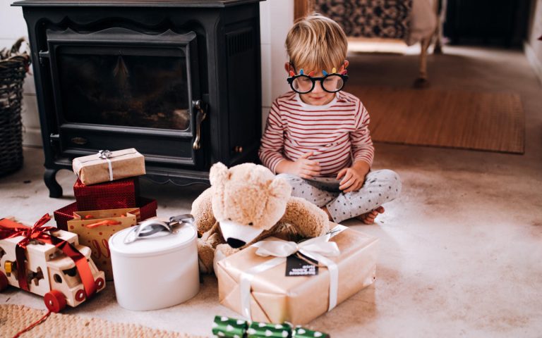 Μήπως σκέφτηκες ότι φέτος τις γιορτές θέλεις να αποφύγεις να κάνεις δώρα;