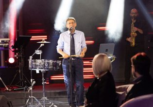 Ο Μιχάλης Ρακιντζής αποκαλύπτει το άγνωστο story για το «Μη μου μιλάς για καλοκαίρια»