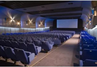 Ανοίγει ξανά ο εμβληματικός κινηματογράφος Όπερα, στο κέντρο της Αθήνας