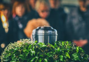 Ουαλία: Οικογένεια αποτέφρωσε άγνωστο – Το μακάβριο λάθος του νοσοκομείου