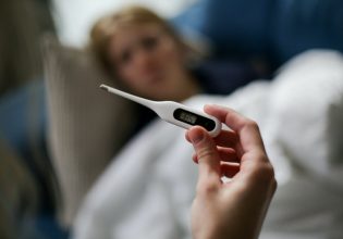 Ιατρικός Σύλλογος Αθηνών: Πώς θα προστατευθούμε από λοιμώξεις και στρεπτόκοκκο μέσα στις γιορτές