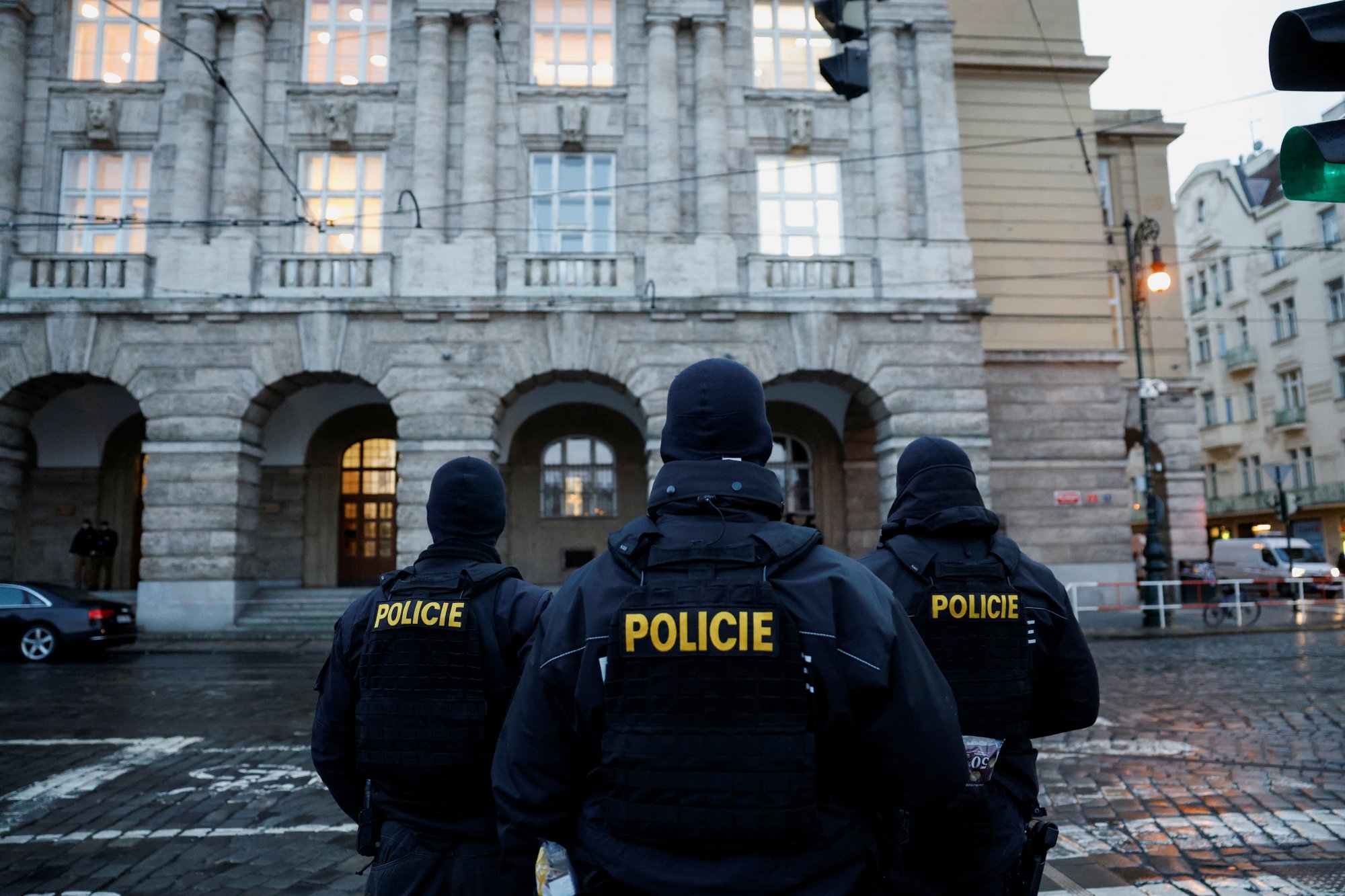 Μακελειό στην Πράγα: Γιατί η Τσεχία έχει από τους πιο «χαλαρούς» νόμους οπλοκατοχής στην ΕΕ