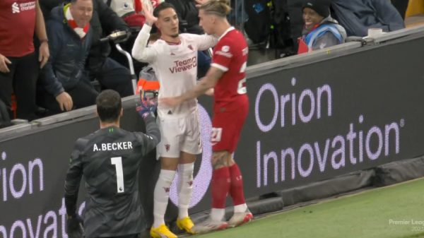 Χαμός με Άντονι και Τσιμίκα: Ένταση και… γαλλικά κατά τη διάρκεια του ντέρμπι (vid)