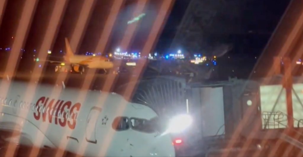 Γενεύη: Αεροσκάφος έφυγε από τον διάδρομο και κατέληξε σε χωράφι – Εκλεισε για ώρες το αεροδρόμιο