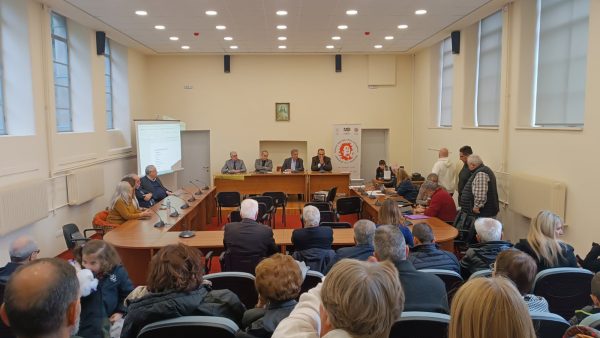 Επίτιμο μέλος του «Μουσείου Μίκη Θεοδωράκη Ζάτουνας» ο Δημήτρης Κουτσούμπας