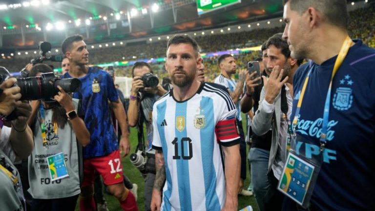 Αινιγματικός ο Μέσι: «Θα δούμε για το επόμενο Μουντιάλ» (pic)
