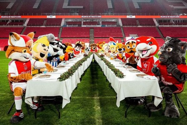 Ένα διαφορετικό δείπνο από τα συνηθισμένα (pics)