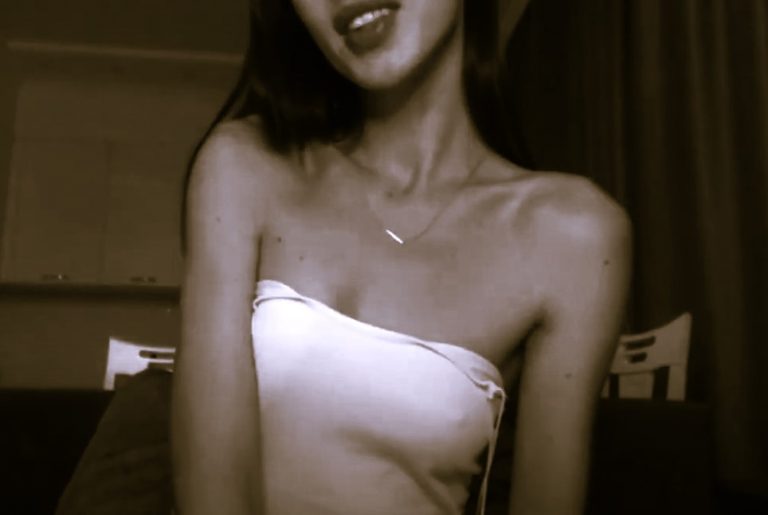 Camming: Σέξι «ψυχοθεραπευτές» που μπορούν να κάνουν ό,τι τους ζητήσεις – Η νέα τάση στη βιομηχανία του πορνό