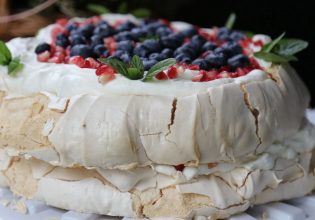 To χριστουγεννιάτικο γλυκό που προκάλεσε αντιπαλότητα μεταξύ δύο χωρών