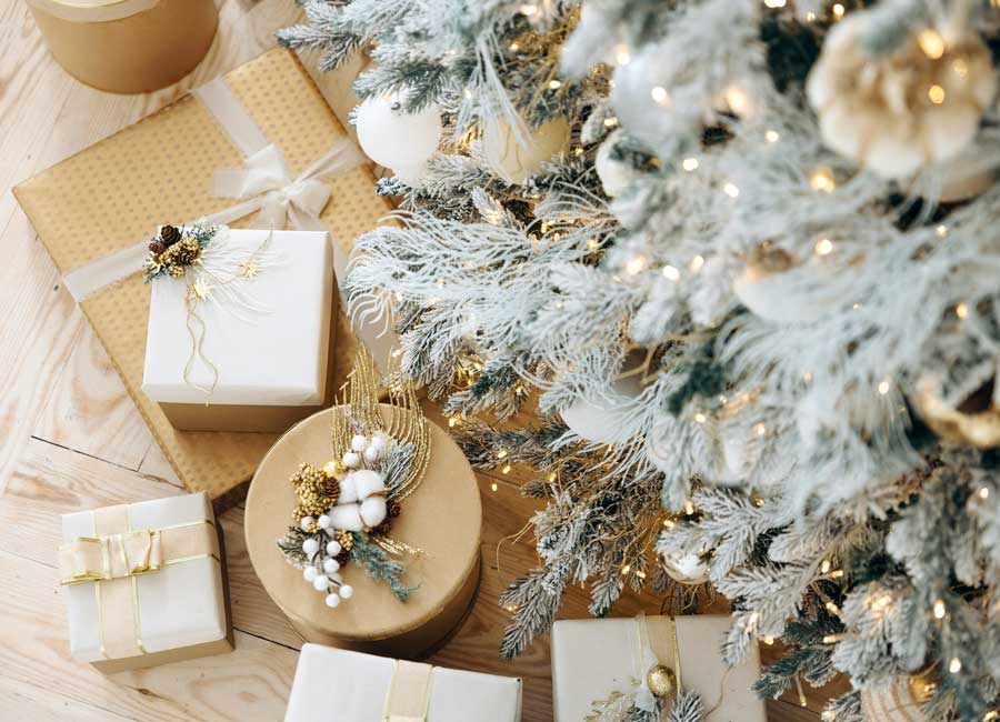 Χριστούγεννα: Tα δώρα που χαρίζουν οι πλουσιότεροι άνθρωποι στον κόσμο